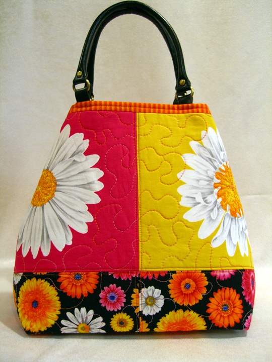 &#39;Bucket&#39; tote bag made with Lakehouse Fabrics - Lazy Girl Designs