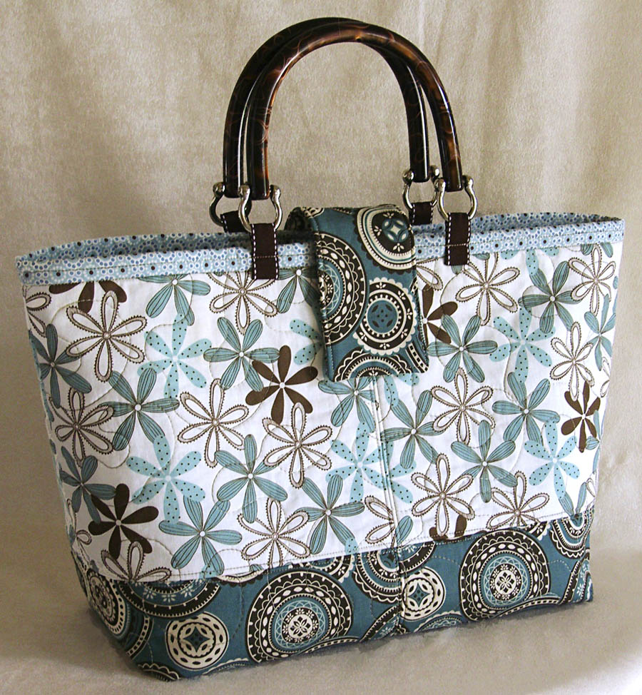 Introducing The 'Miranda Day Bag' Pattern - Lazy Girl Designs