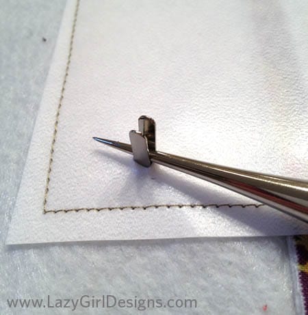 VIDEO: How to Place Purse Feet in a Bag Without a Bottom Panel - Sew  Sweetness