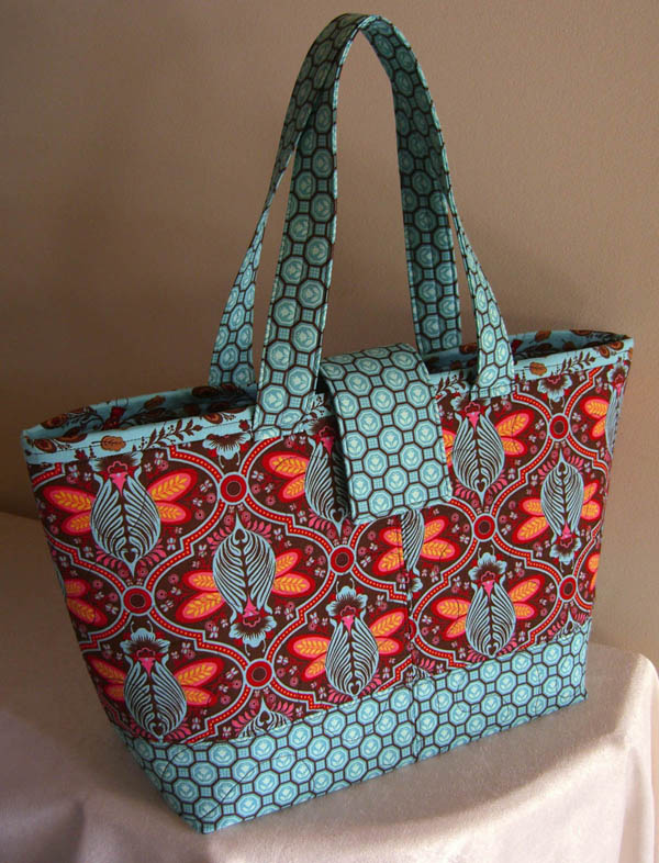 Sew Sweetness - The Widget messenger bag pattern is... | Facebook